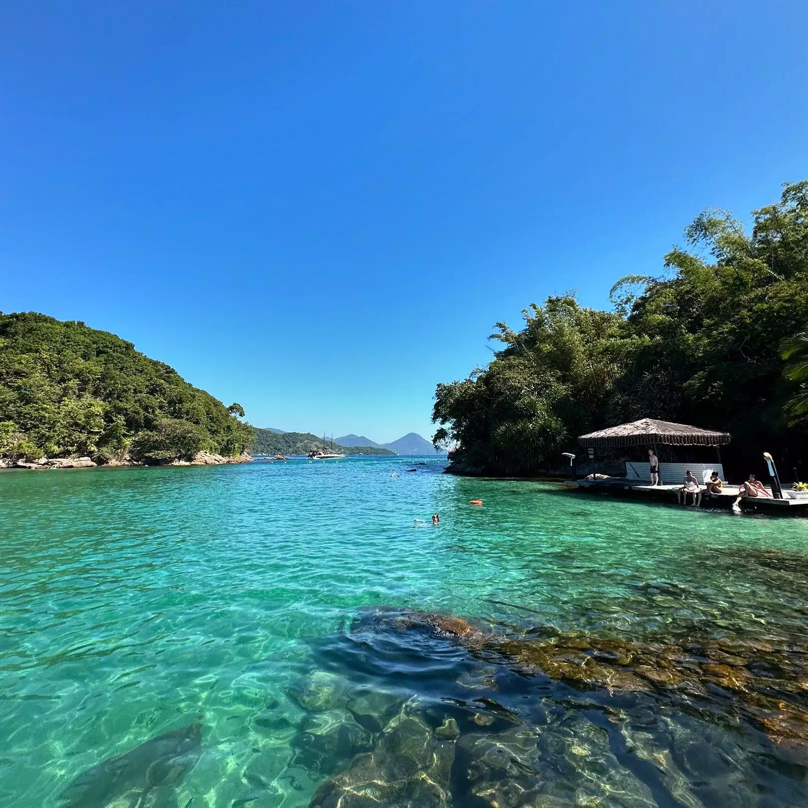 Lagoa Azul em Ilha Grande: um lugar de beleza natural incomparável 1 Lagoa Azul, Ilha Grande