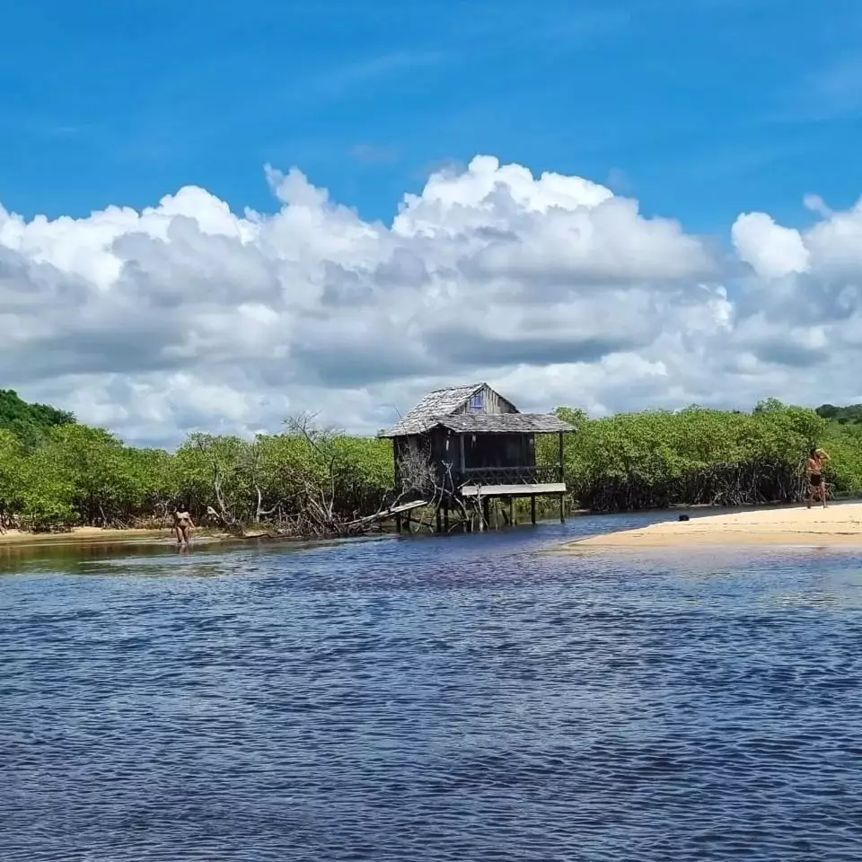 praia dos nativos 1