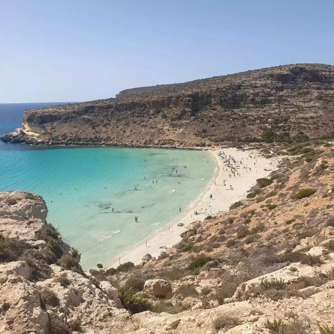 spiaggia dei conigli 1