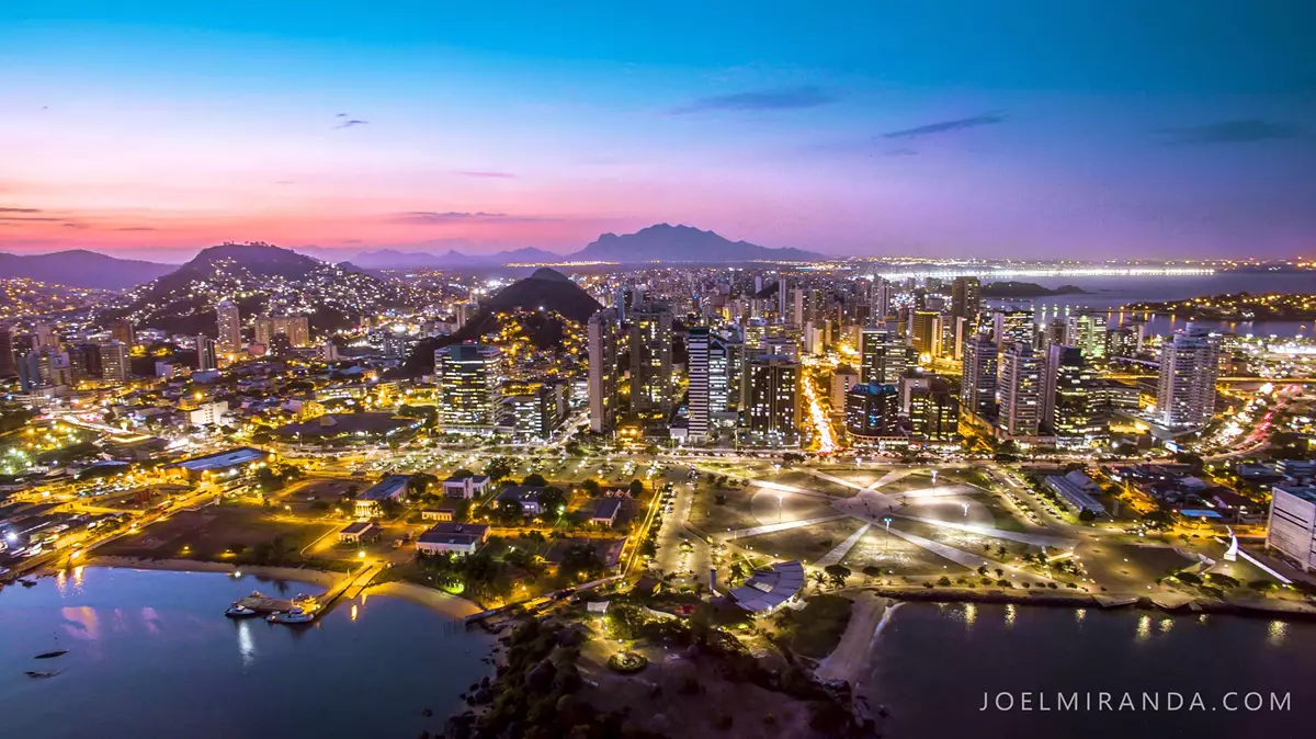 jeito de ser do povo capixaba com moqueca panela de barro congo praias montanhas e cultura do Espírito Santo
