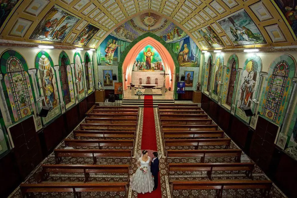 Igreja de Santo Antônio em Rio Bananal - Considerada a 2ª mais bela do estado 2 Afrescos de Alberto Bogani - Igreja de Santo Antônio em Rio Bananal