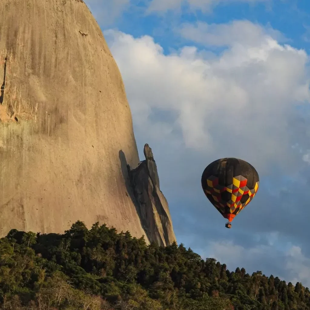 Passeios de Balão em Pedra Azul Experiência Única