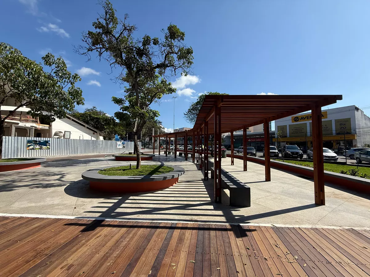 Turismo no Espírito Santo: praias, montanhas e cultura capixaba 1 Praça Duque de Caxias, no Centro da cidade -Pracinha de Vila Velha