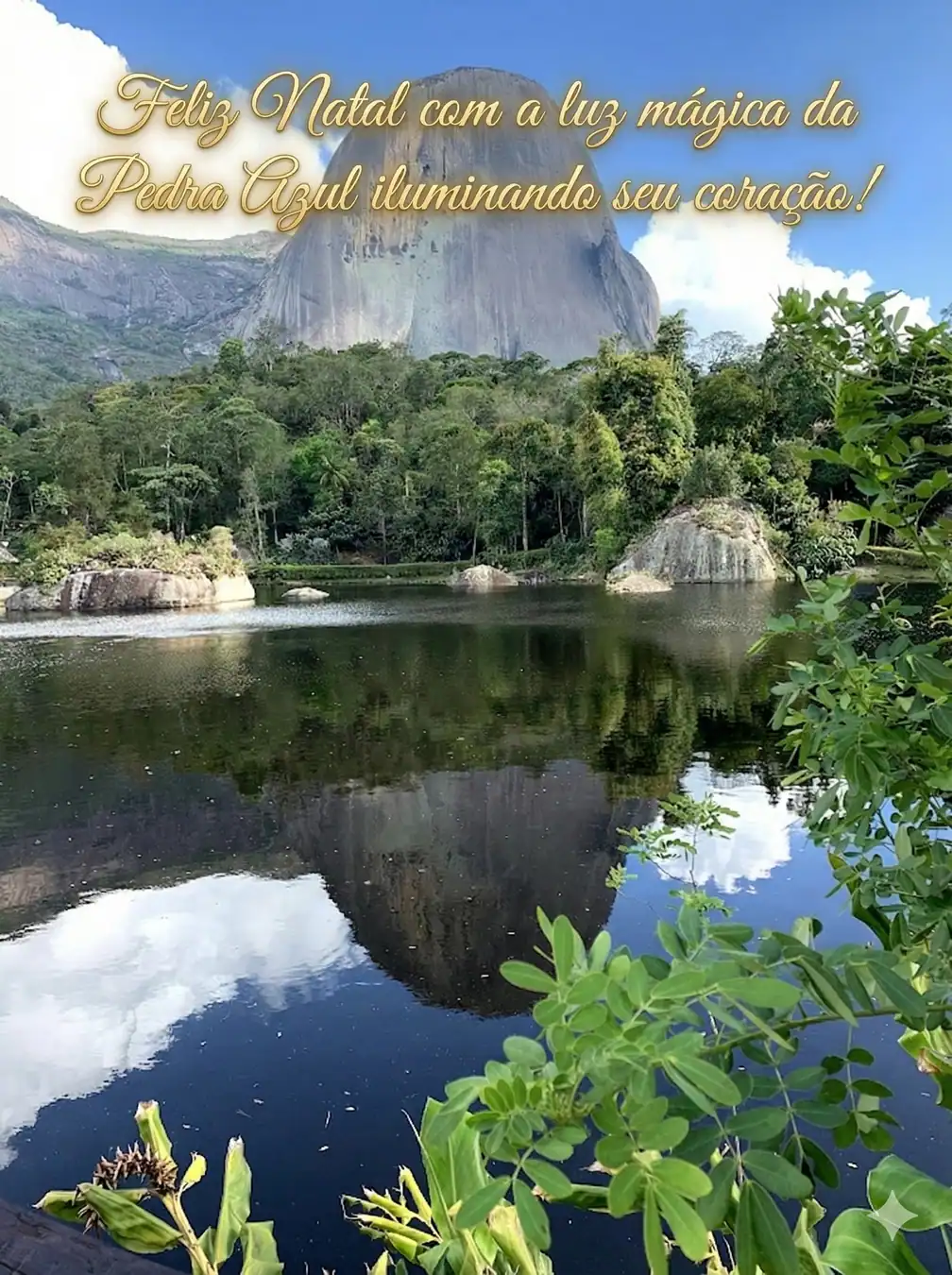 feliz natal com a luz magica da pedra azul iluminando seu coracao