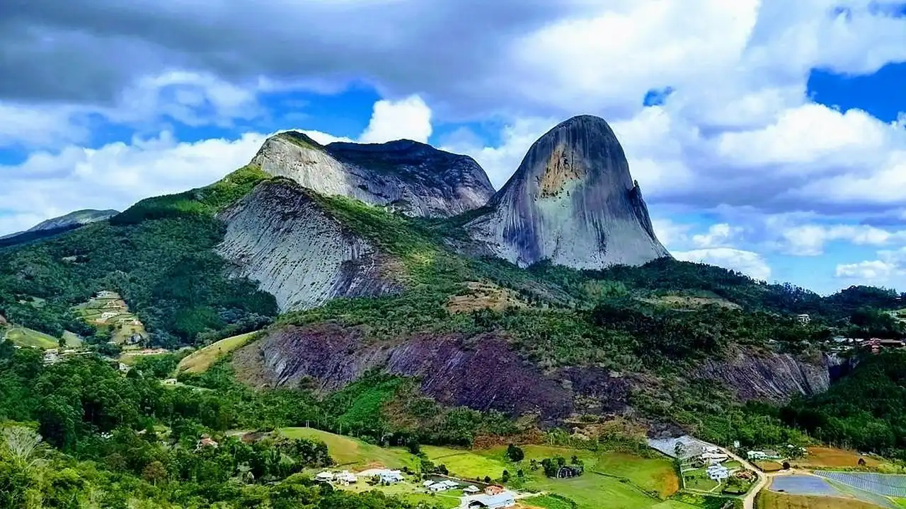 Paisagem de inverno em Pedra Azul, Domingos Martins, uma das cidades mais frias do Espírito Santo.